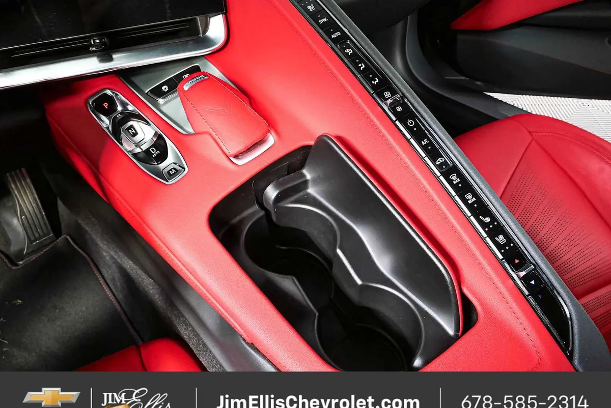 2025 Chevrolet Corvette Z06 2LZ thumbnail 18