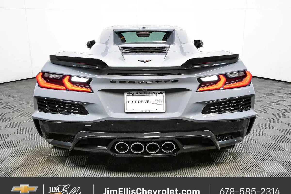 2025 Chevrolet Corvette Z06 2LZ thumbnail 24