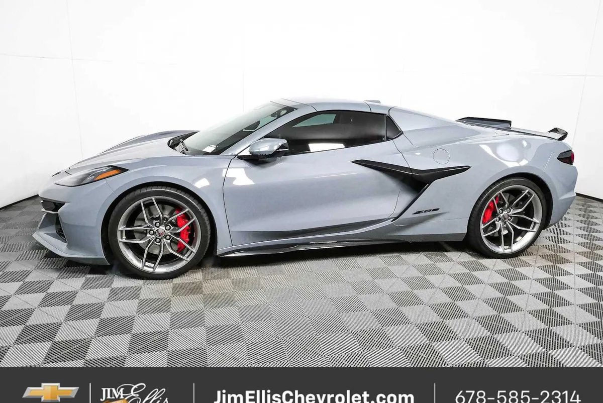 2025 Chevrolet Corvette Z06 2LZ thumbnail 26