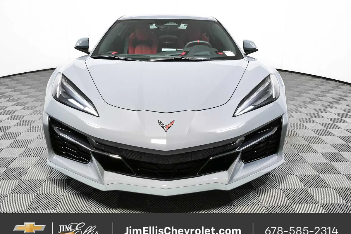 2025 Chevrolet Corvette Z06 2LZ thumbnail 30