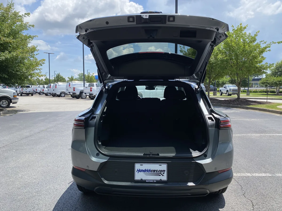 2025 Chevrolet Equinox EV LT1 w/PCY thumbnail 10