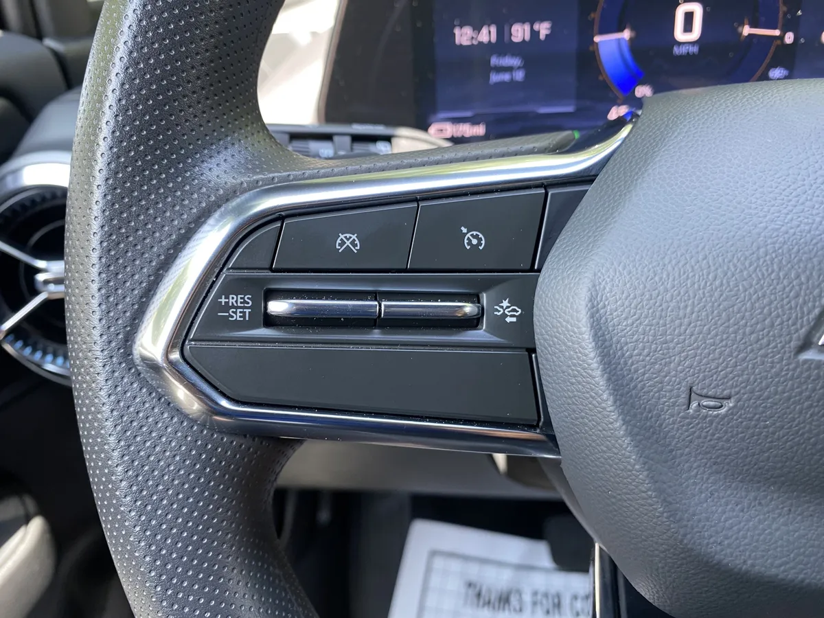 2025 Chevrolet Equinox EV LT1 w/PCY thumbnail 18