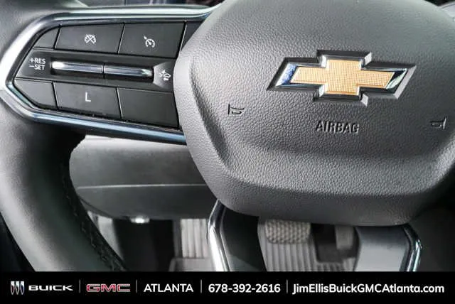 2025 Chevrolet Equinox LT thumbnail 9
