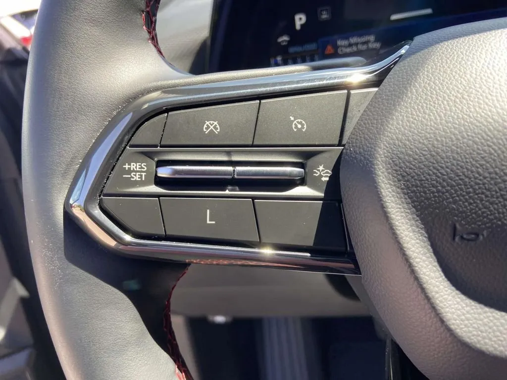 2025 Chevrolet Equinox RS thumbnail 34