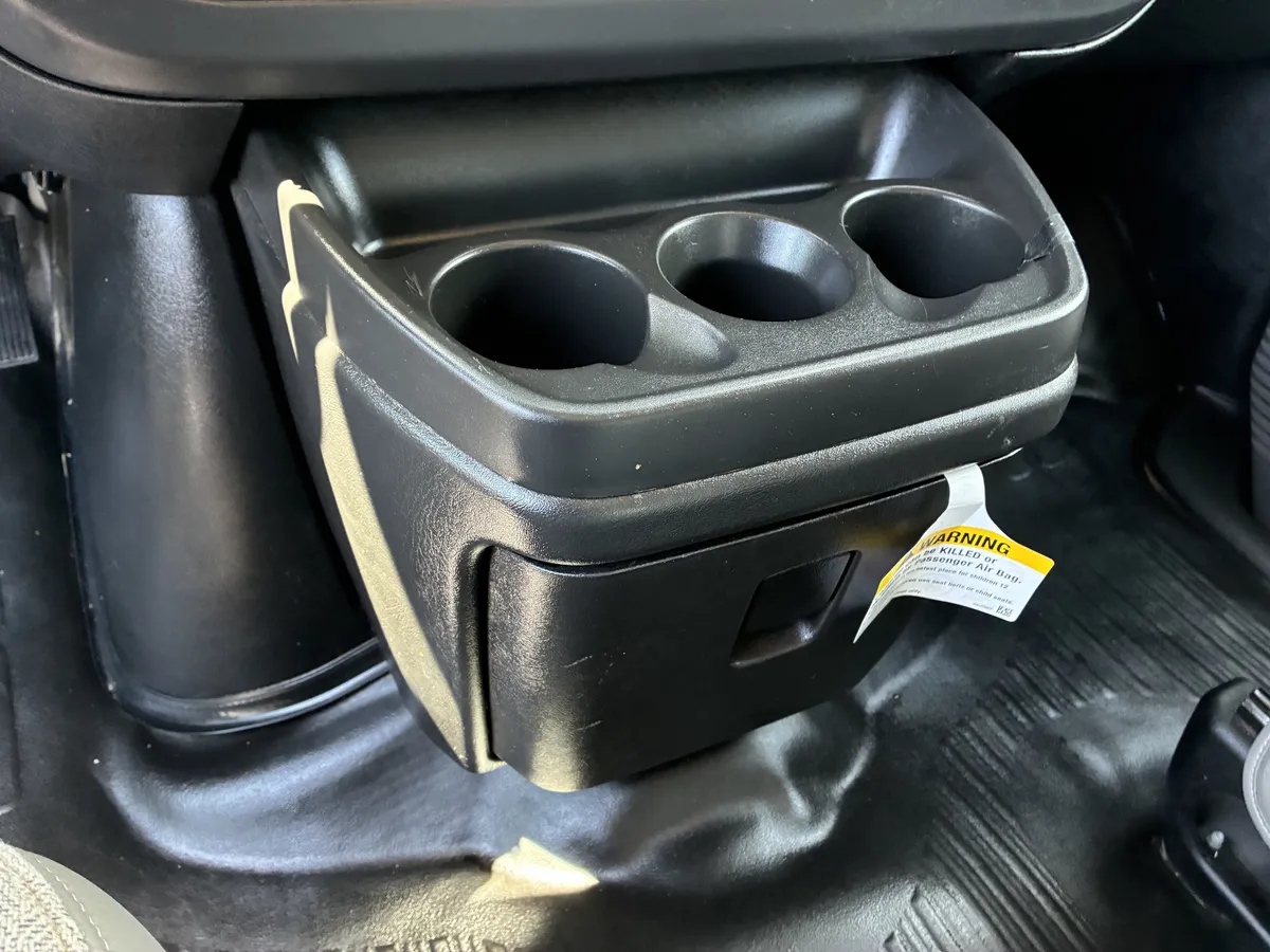 2025 Chevrolet Express Cutaway 3500 1WT thumbnail 34