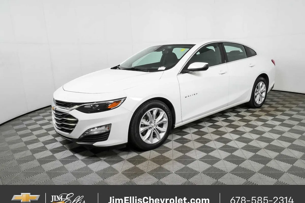 2025 Chevrolet Malibu LT thumbnail 25