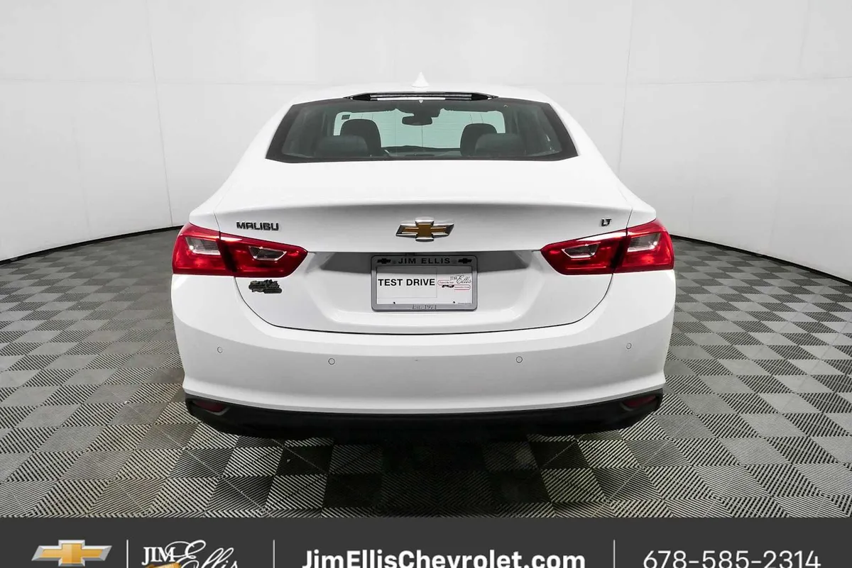 2025 Chevrolet Malibu LT thumbnail 27