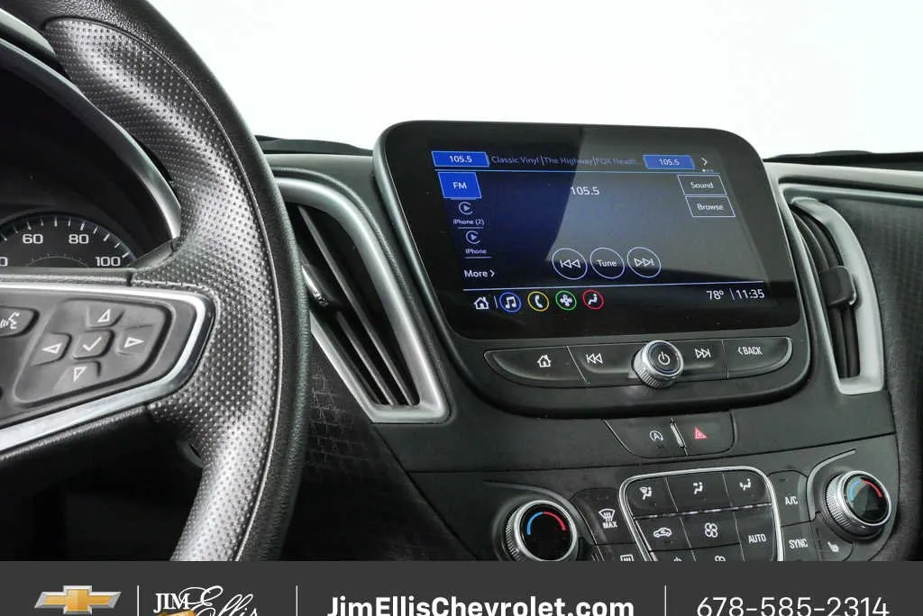 2025 Chevrolet Malibu LT thumbnail 12