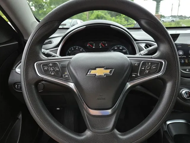 2025 Chevrolet Malibu LT thumbnail 20