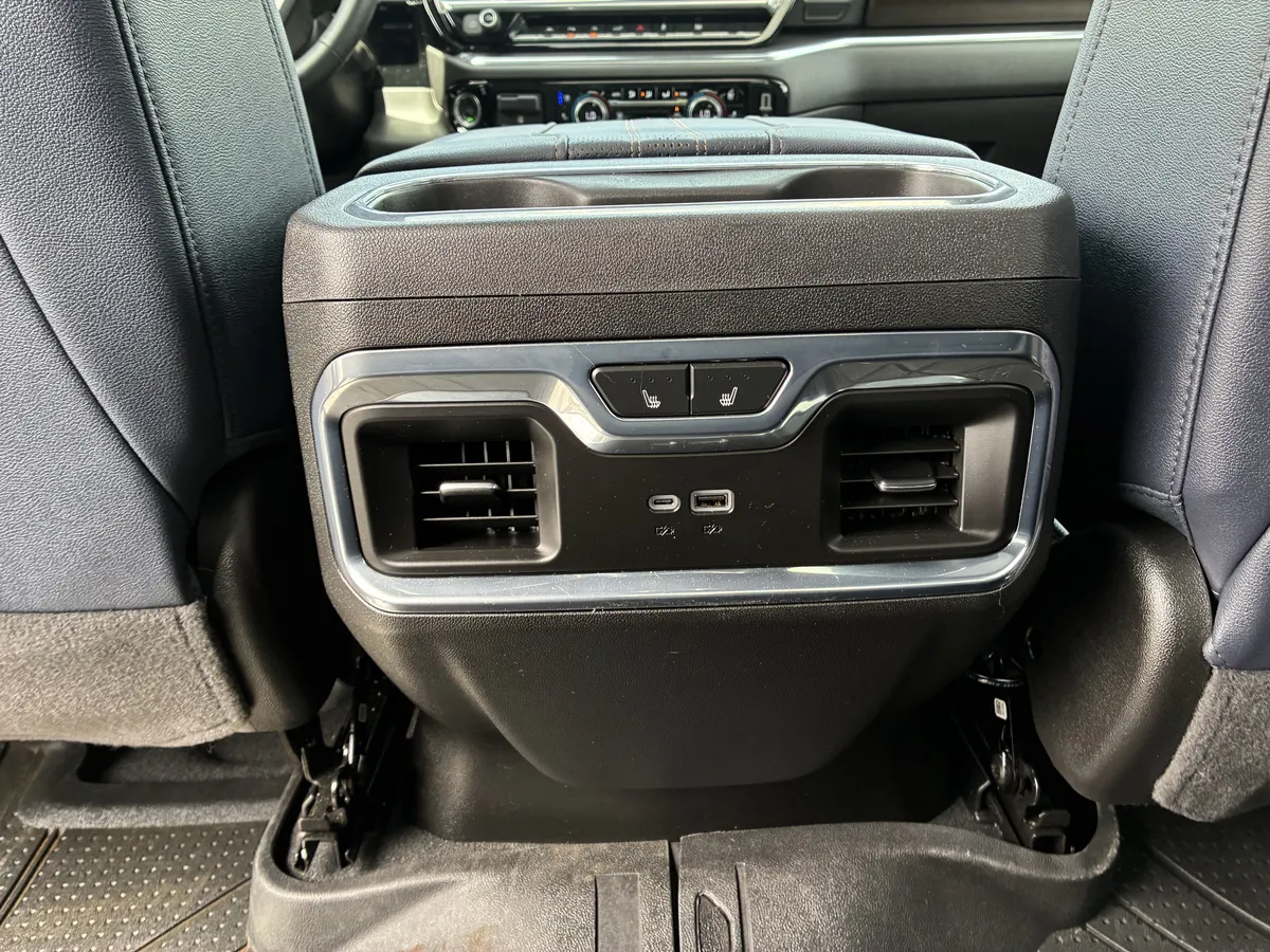 2025 Chevrolet Silverado 1500 High Country thumbnail 18