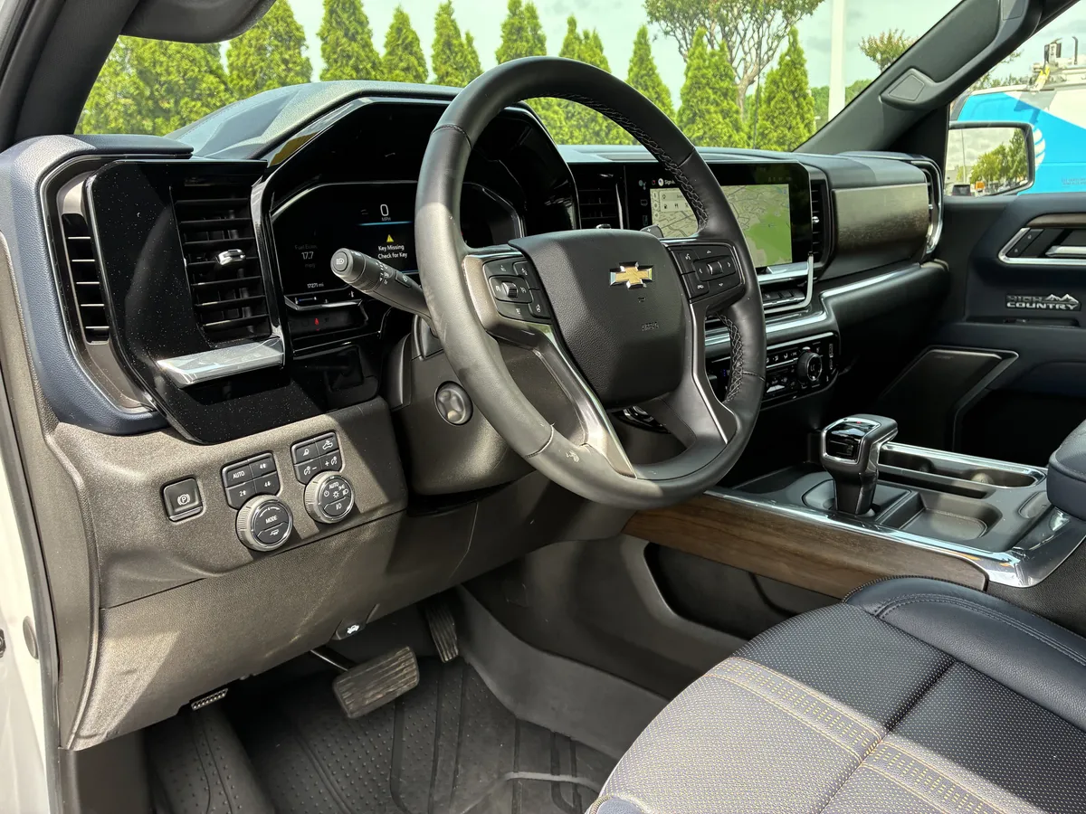 2025 Chevrolet Silverado 1500 High Country thumbnail 23