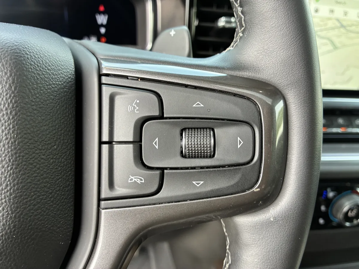 2025 Chevrolet Silverado 1500 High Country thumbnail 30