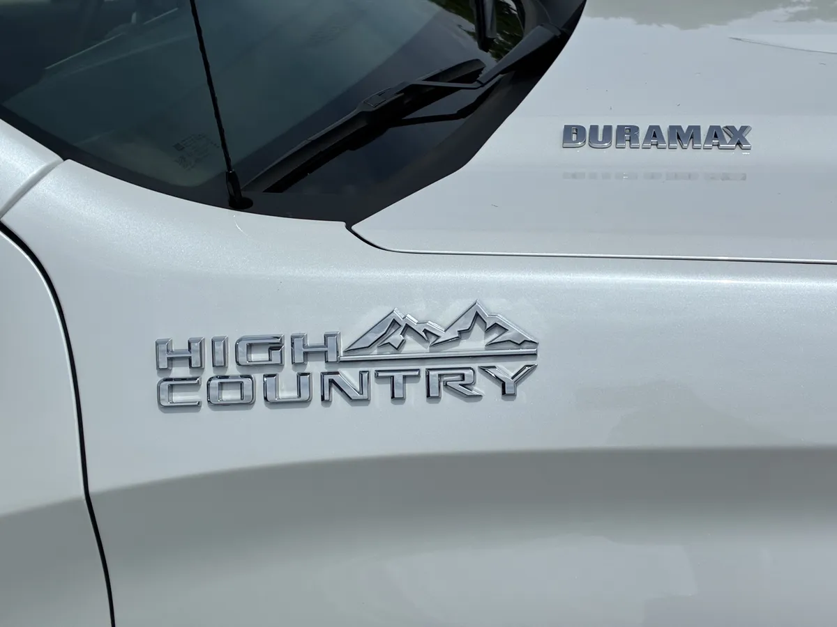 2025 Chevrolet Silverado 1500 High Country thumbnail 7