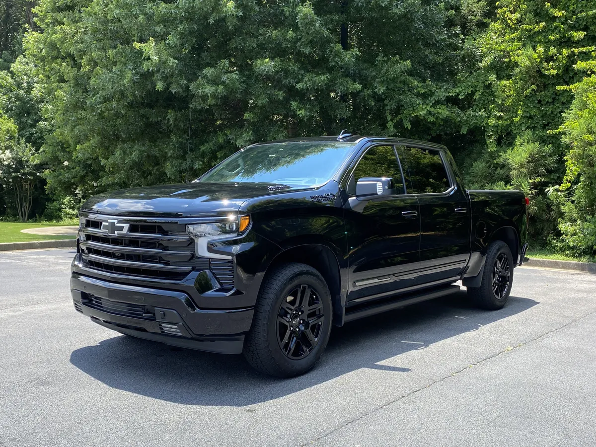 2025 Chevrolet Silverado 1500 High Country thumbnail 4