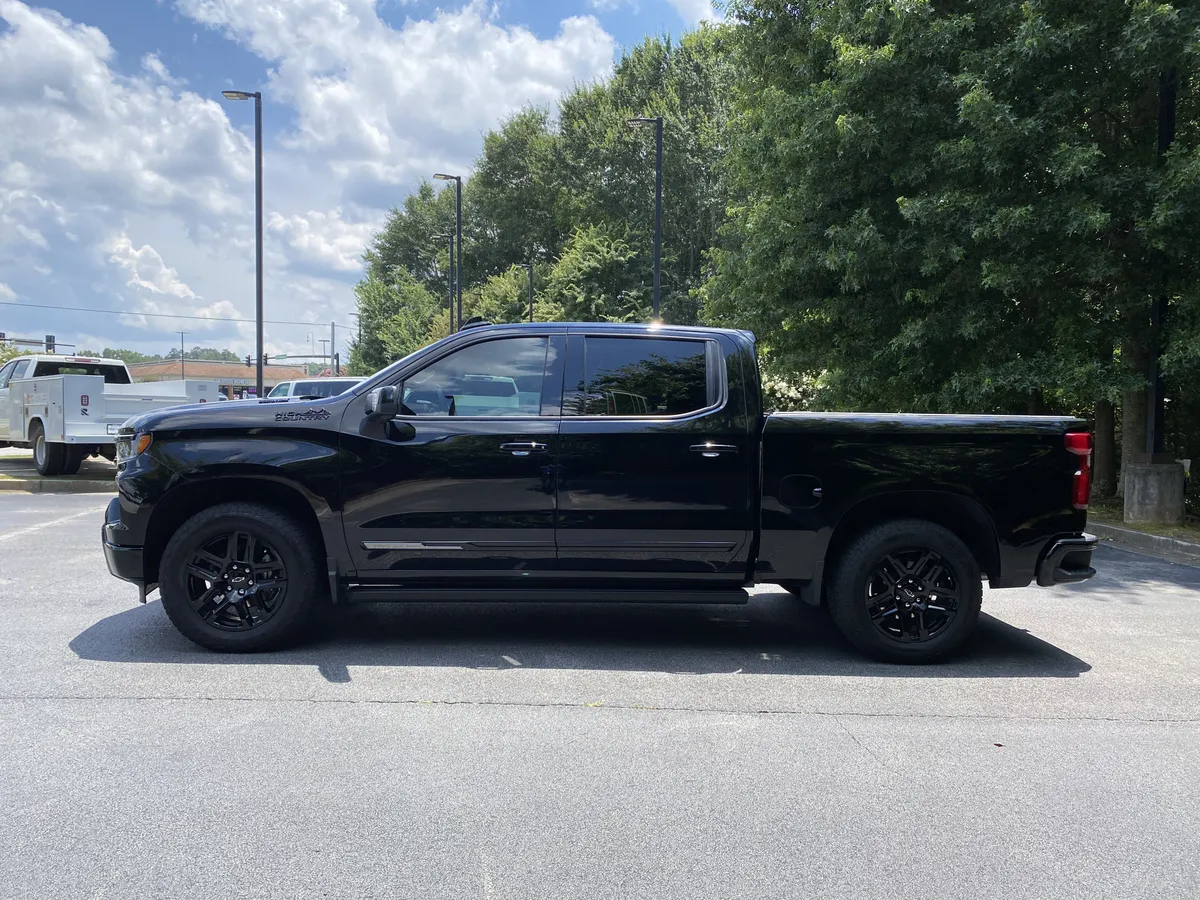 2025 Chevrolet Silverado 1500 High Country thumbnail 5