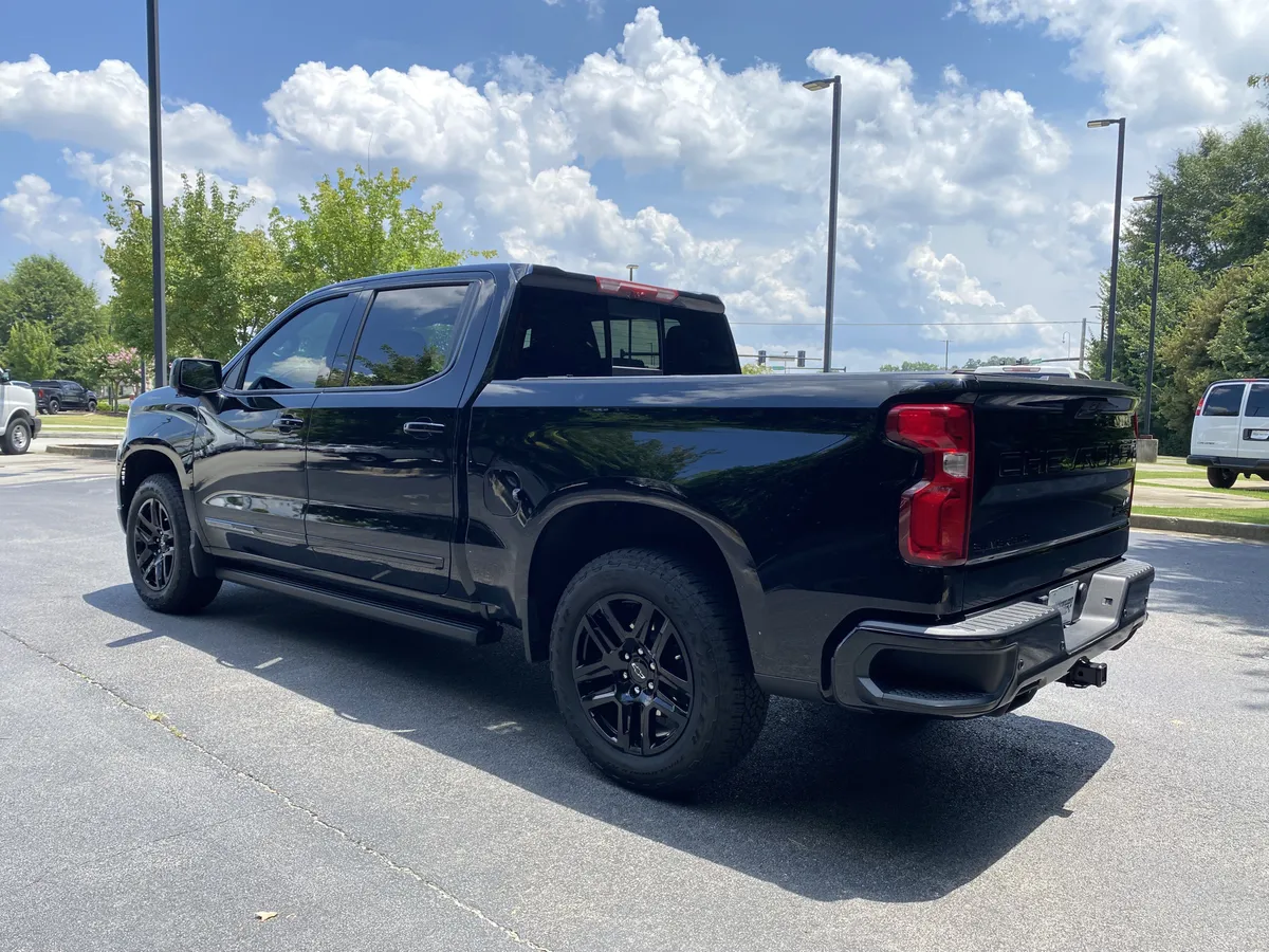 2025 Chevrolet Silverado 1500 High Country thumbnail 6
