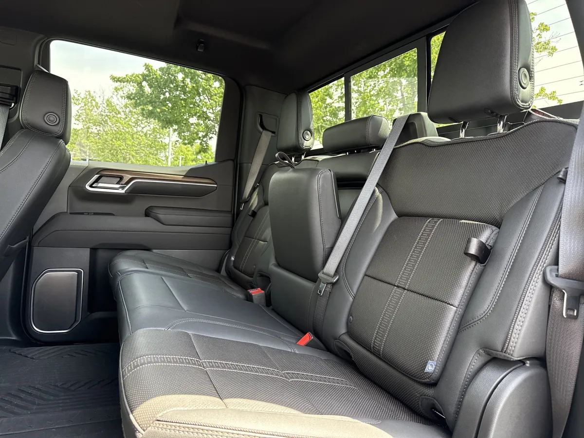 2025 Chevrolet Silverado 1500 High Country thumbnail 30