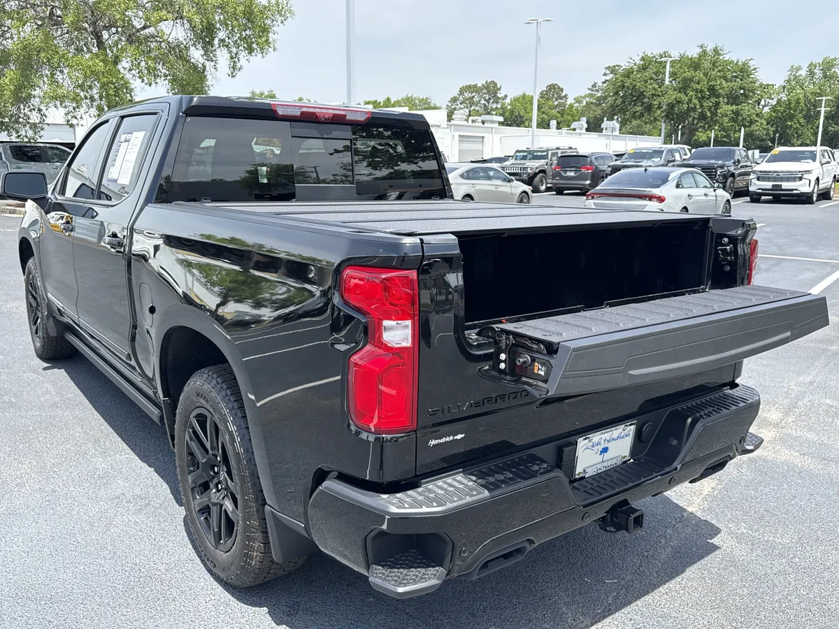 2025 Chevrolet Silverado 1500 High Country thumbnail 36