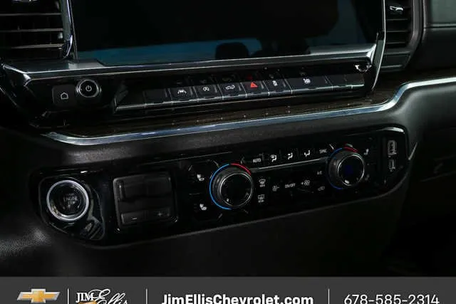 2025 Chevrolet Silverado 1500 LT thumbnail 14