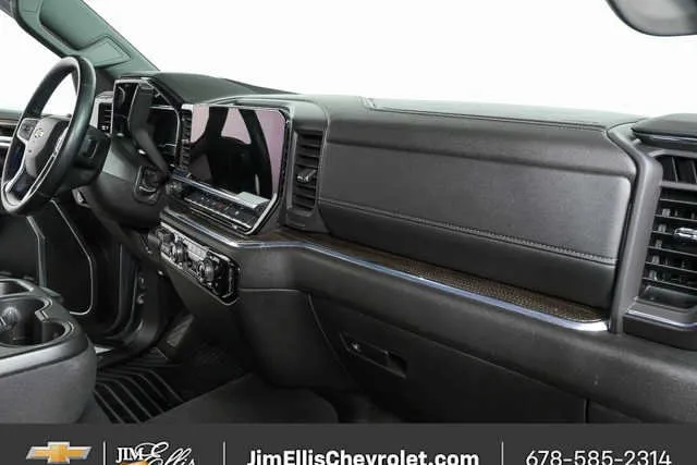 2025 Chevrolet Silverado 1500 LT thumbnail 19