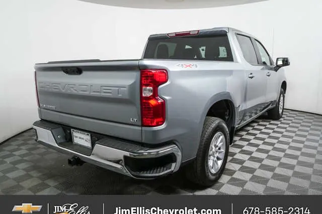 2025 Chevrolet Silverado 1500 LT thumbnail 3