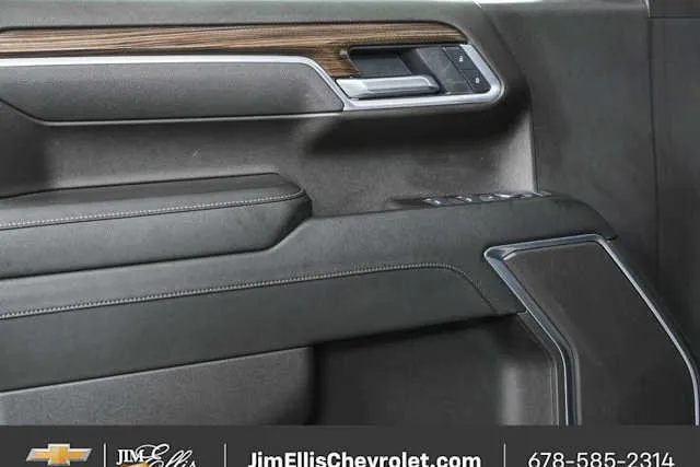 2025 Chevrolet Silverado 1500 LT thumbnail 5