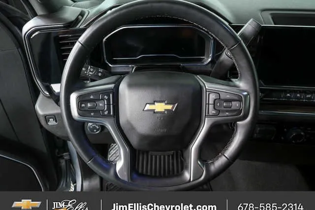 2025 Chevrolet Silverado 1500 LT thumbnail 7