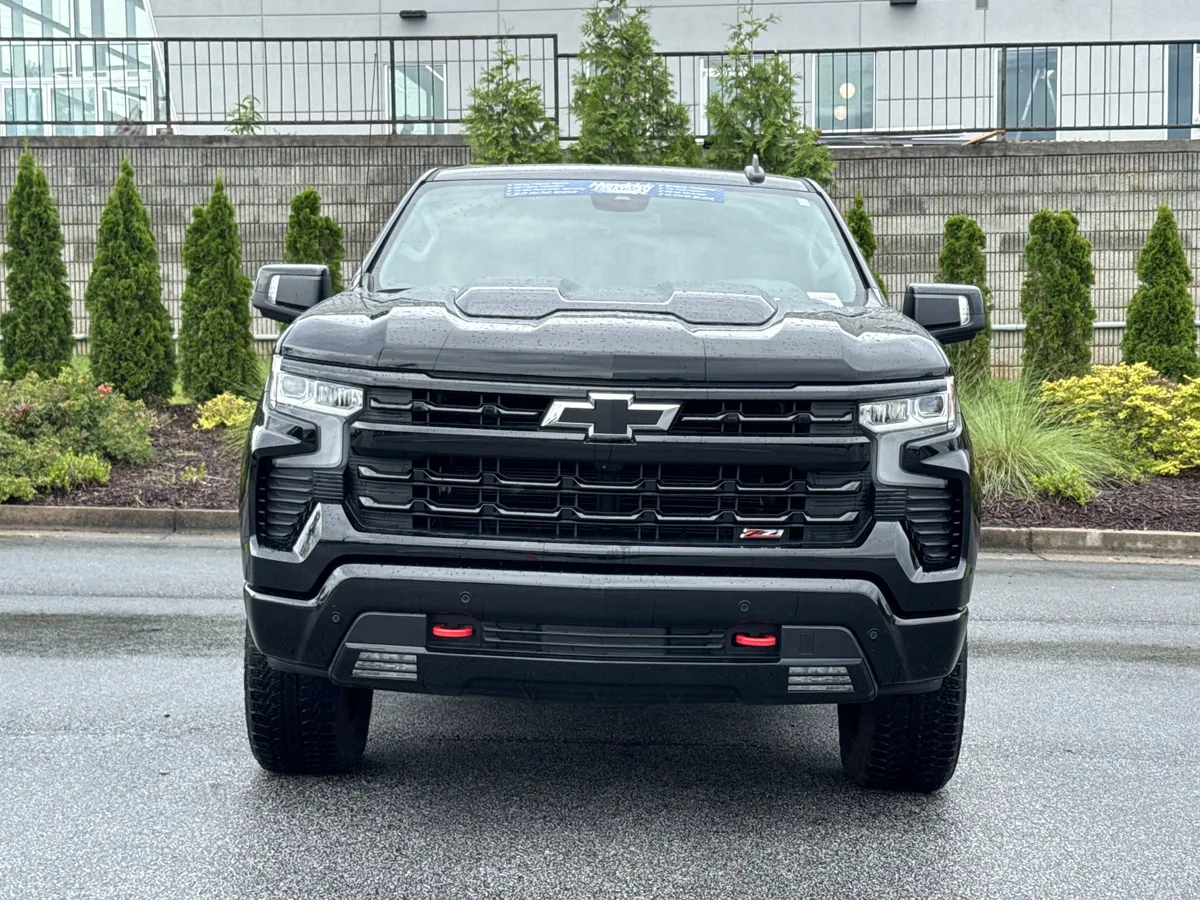 2025 Chevrolet Silverado 1500 LT Trail Boss thumbnail 2