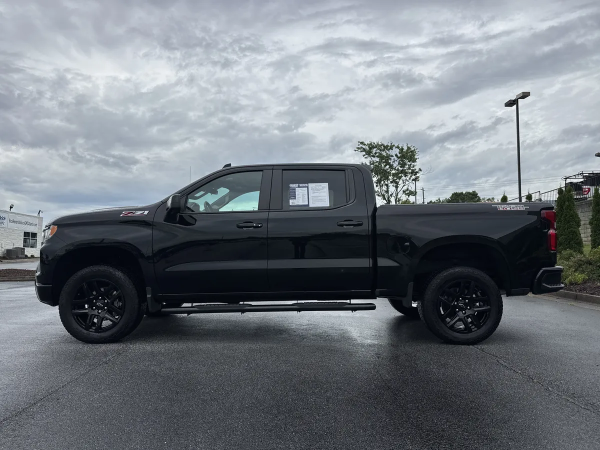 2025 Chevrolet Silverado 1500 LT Trail Boss thumbnail 6
