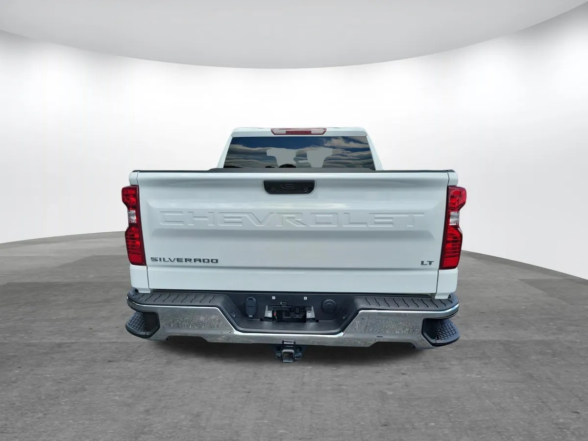 2025 Chevrolet Silverado 1500 LT w/1LT thumbnail 25