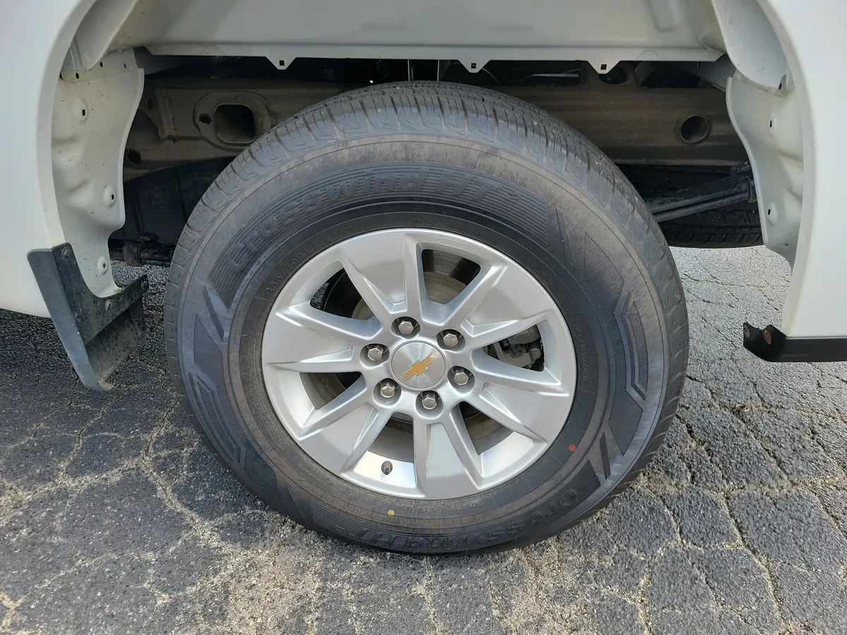 2025 Chevrolet Silverado 1500 LT w/1LT thumbnail 27