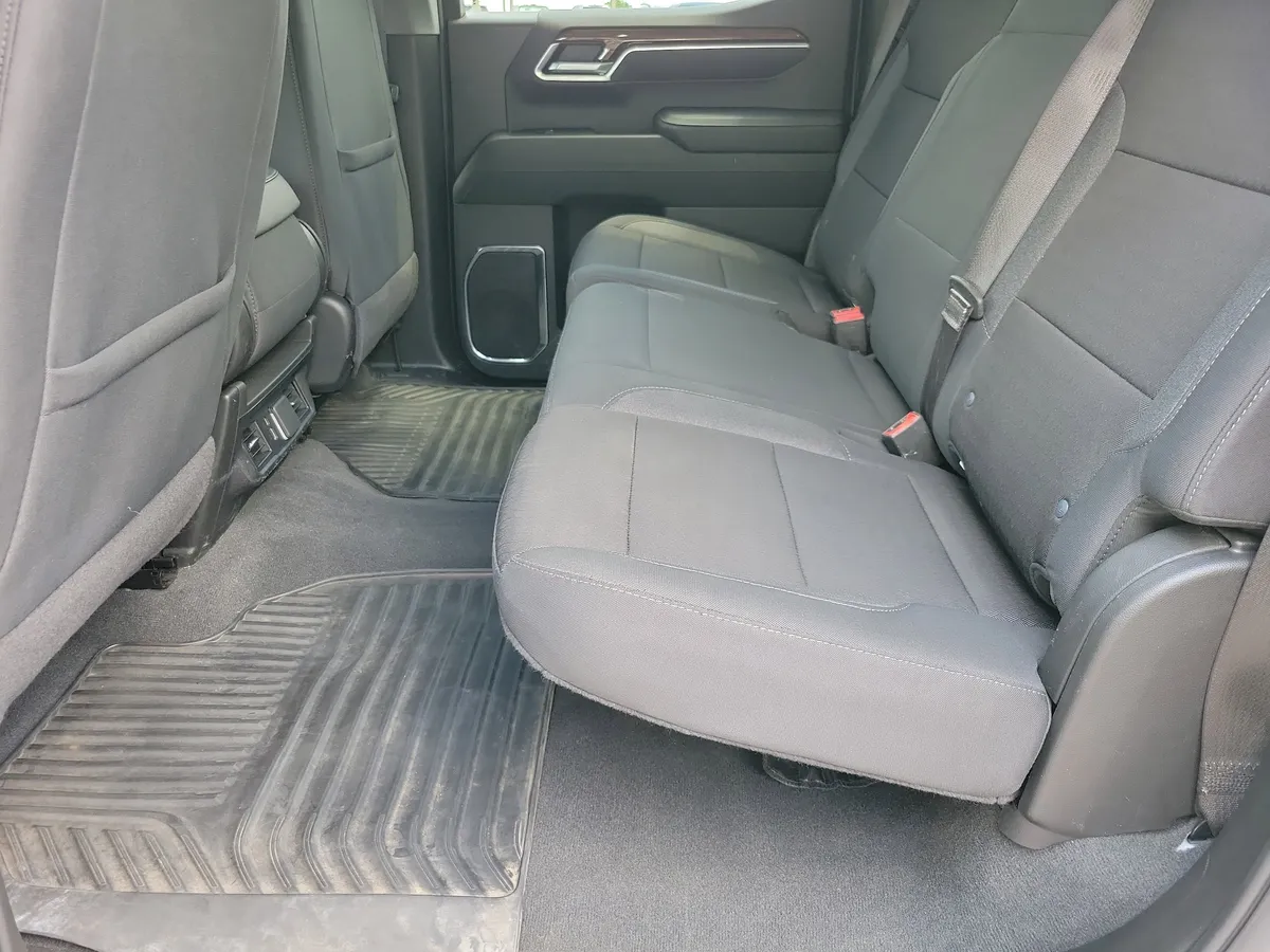 2025 Chevrolet Silverado 1500 LT w/1LT thumbnail 8
