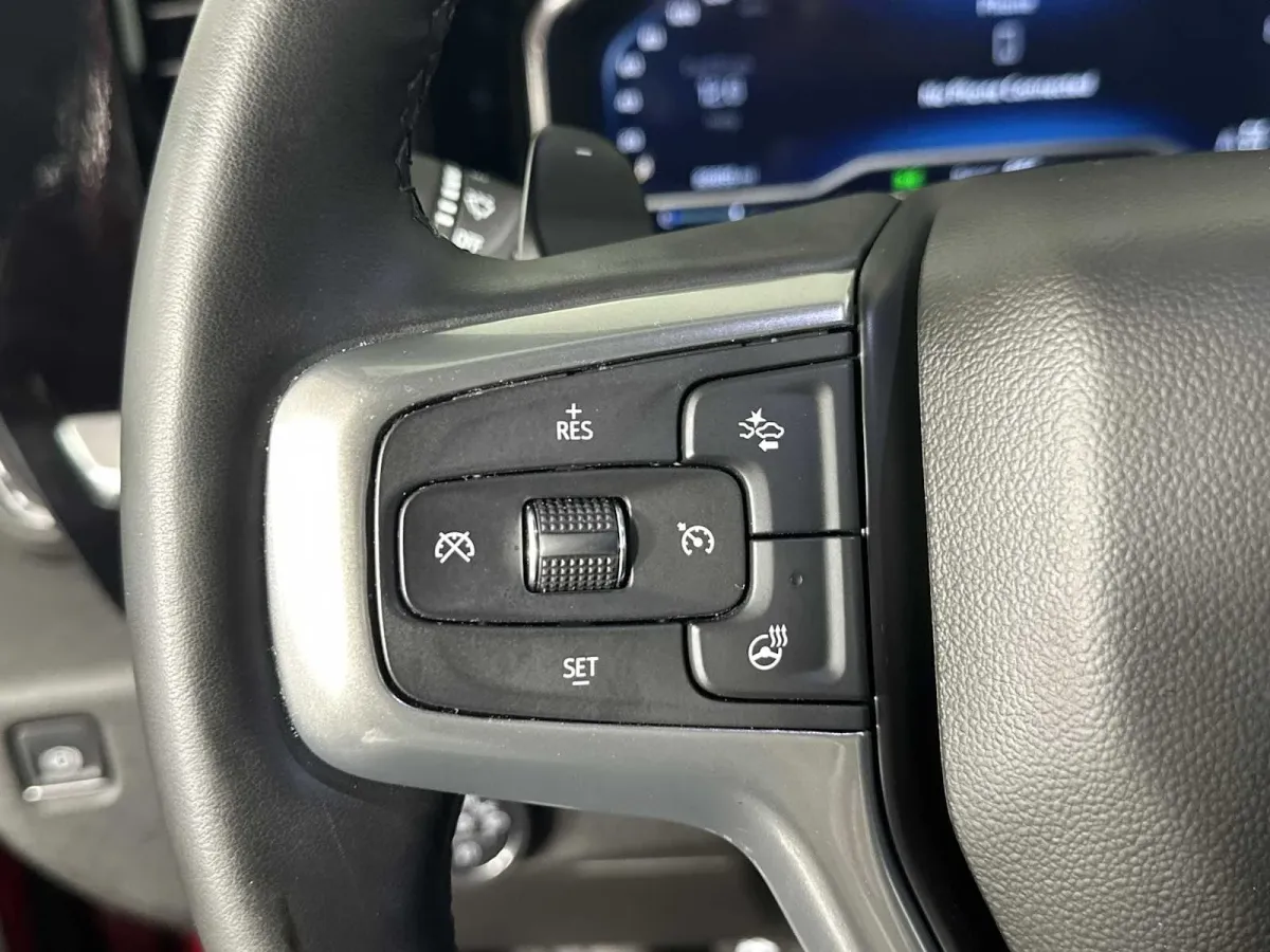 2025 Chevrolet Silverado 1500 LTZ thumbnail 29