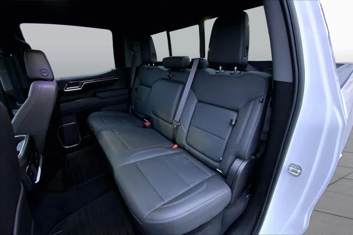 2025 Chevrolet Silverado 1500 LTZ thumbnail 20