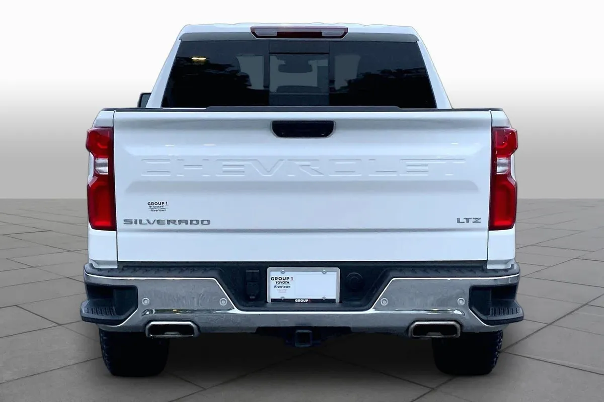 2025 Chevrolet Silverado 1500 LTZ thumbnail 5