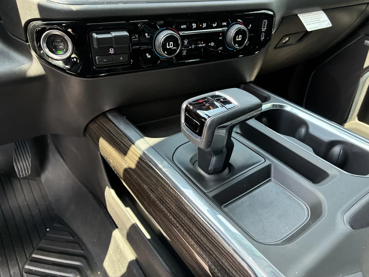 2025 Chevrolet Silverado 1500 RST thumbnail 34