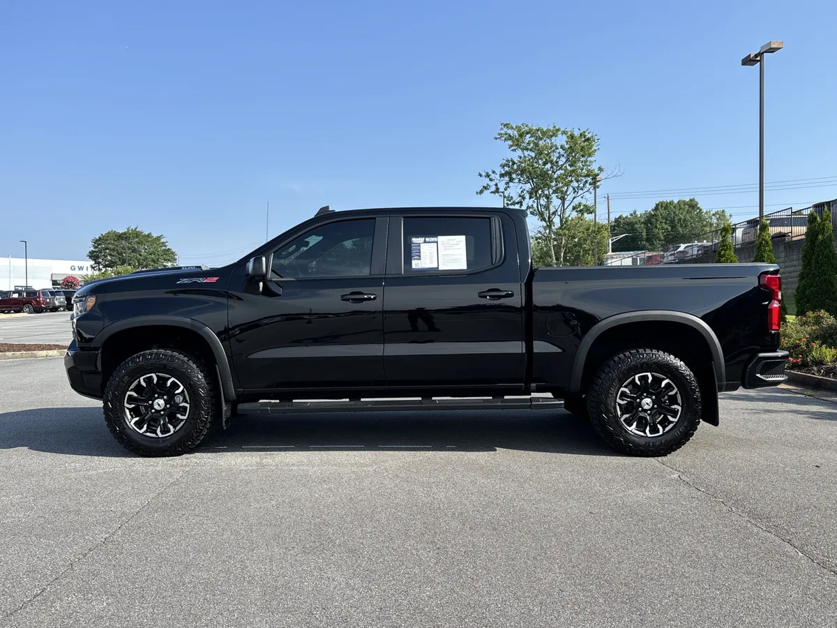 2025 Chevrolet Silverado 1500 ZR2 thumbnail 6