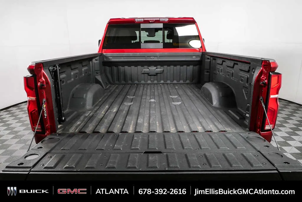 2025 Chevrolet Silverado 2500 HD LTZ thumbnail 31