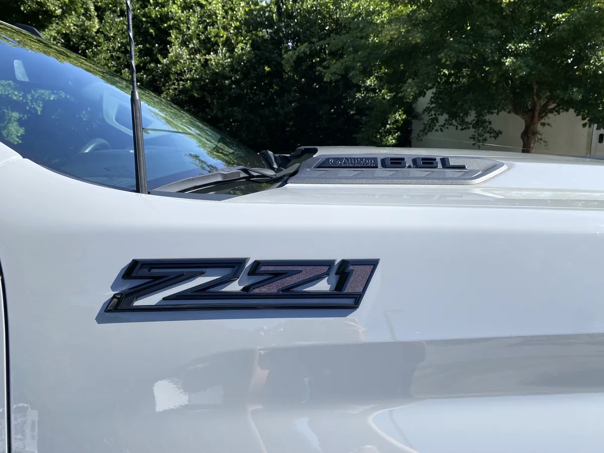 2025 Chevrolet Silverado 2500HD Custom thumbnail 39