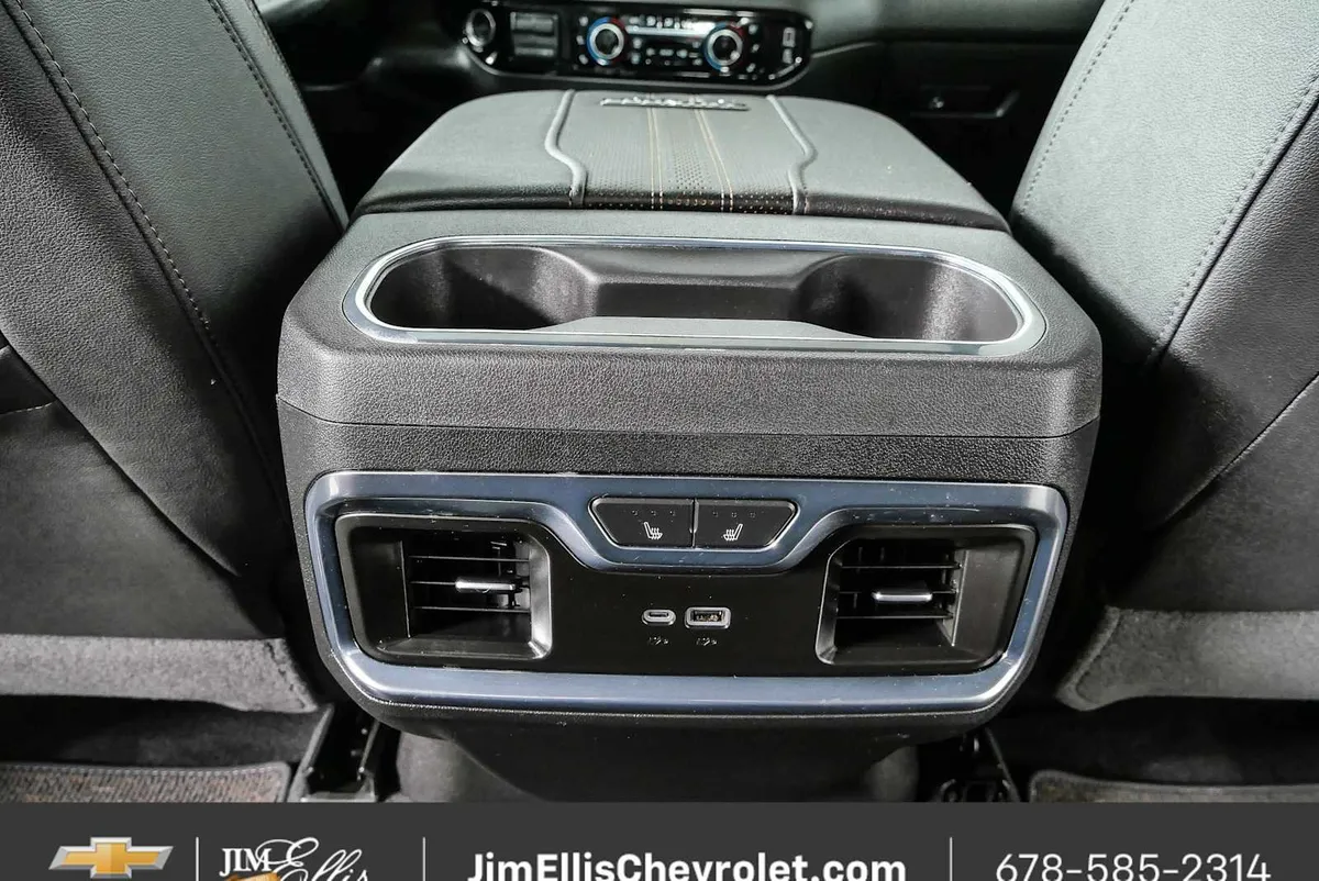 2025 Chevrolet Silverado 2500HD High Country thumbnail 19
