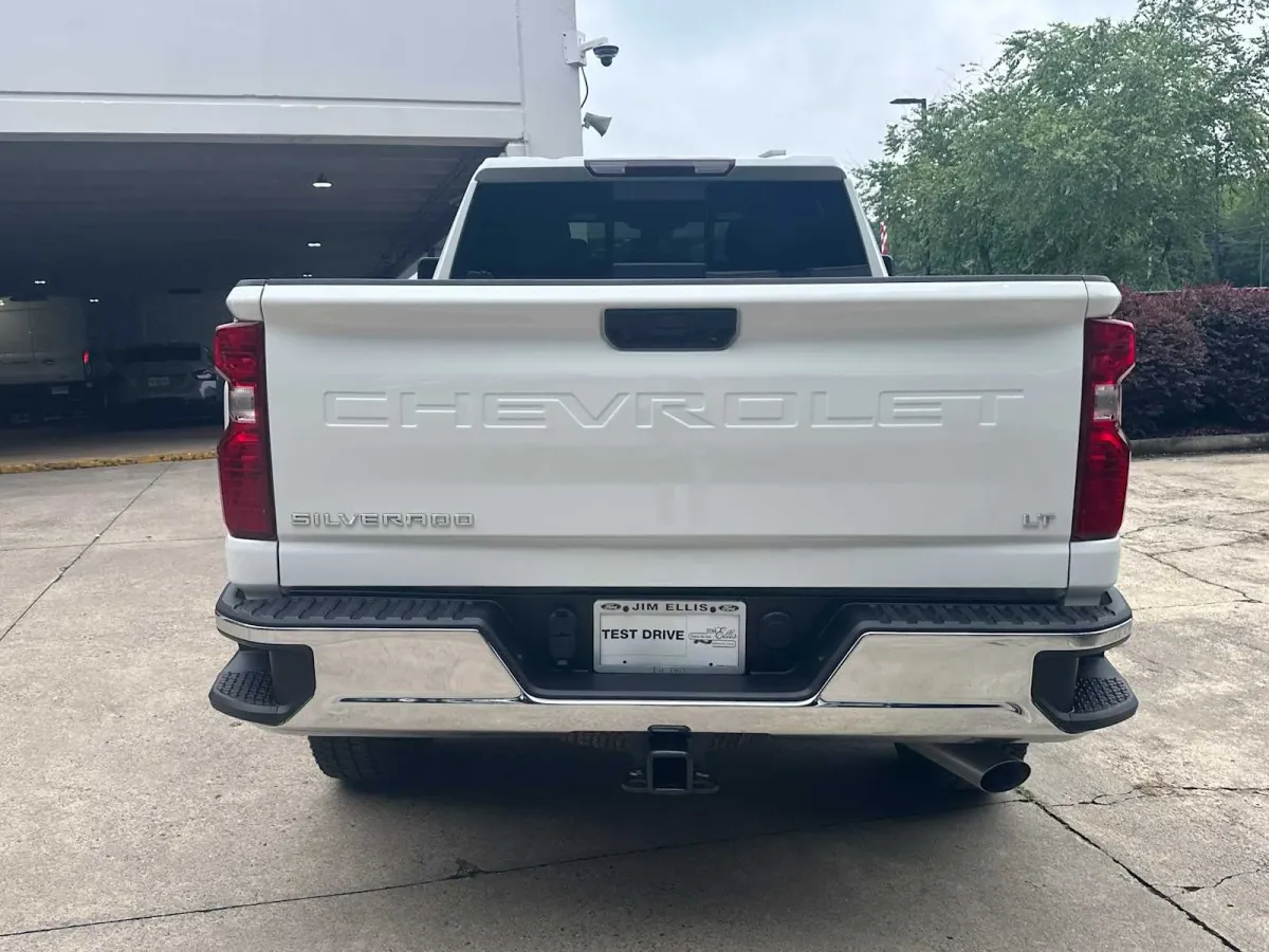2025 Chevrolet Silverado 2500HD LT thumbnail 7