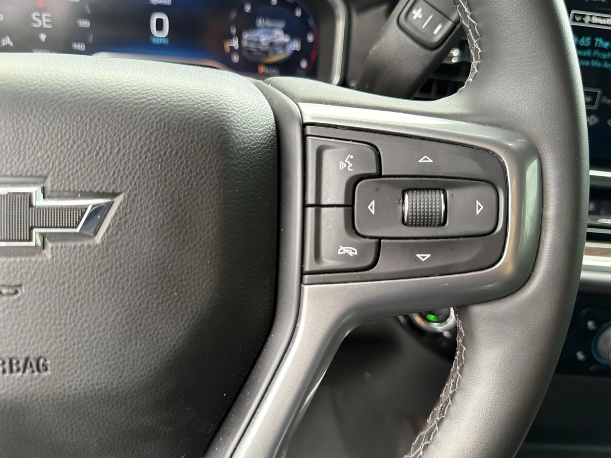 2025 Chevrolet Silverado 2500HD LT thumbnail 29