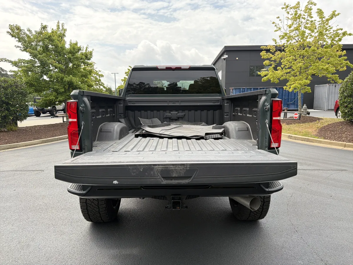 2025 Chevrolet Silverado 2500HD LT thumbnail 48