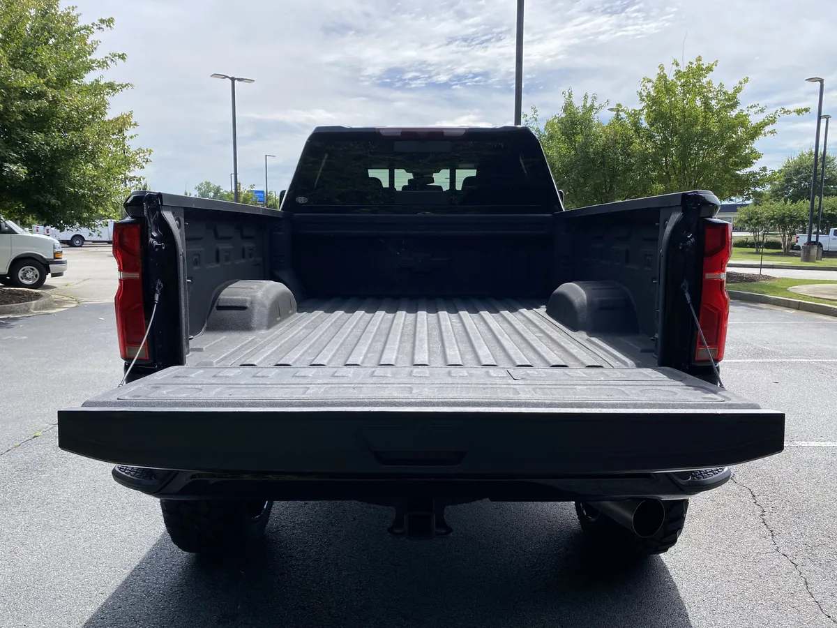 2025 Chevrolet Silverado 2500HD LT thumbnail 10