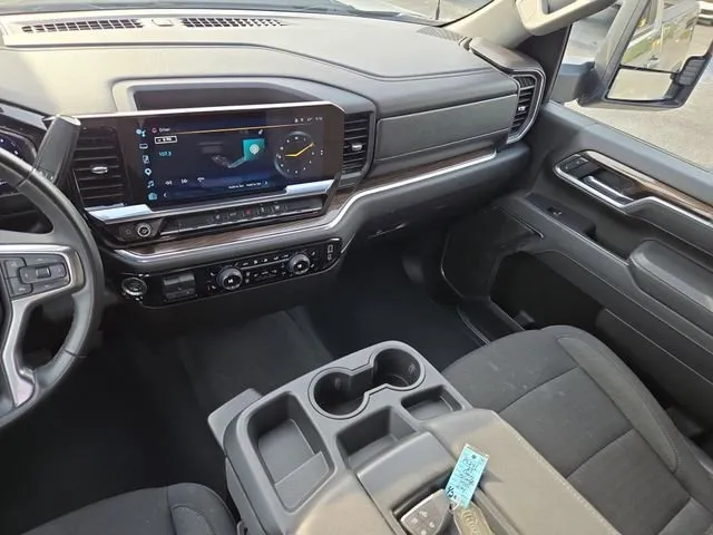 2025 Chevrolet Silverado 2500HD LT thumbnail 21