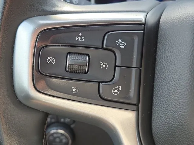 2025 Chevrolet Silverado 2500HD LT thumbnail 23