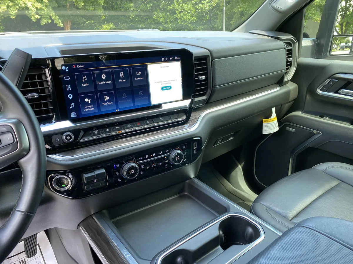2025 Chevrolet Silverado 2500HD LTZ thumbnail 24