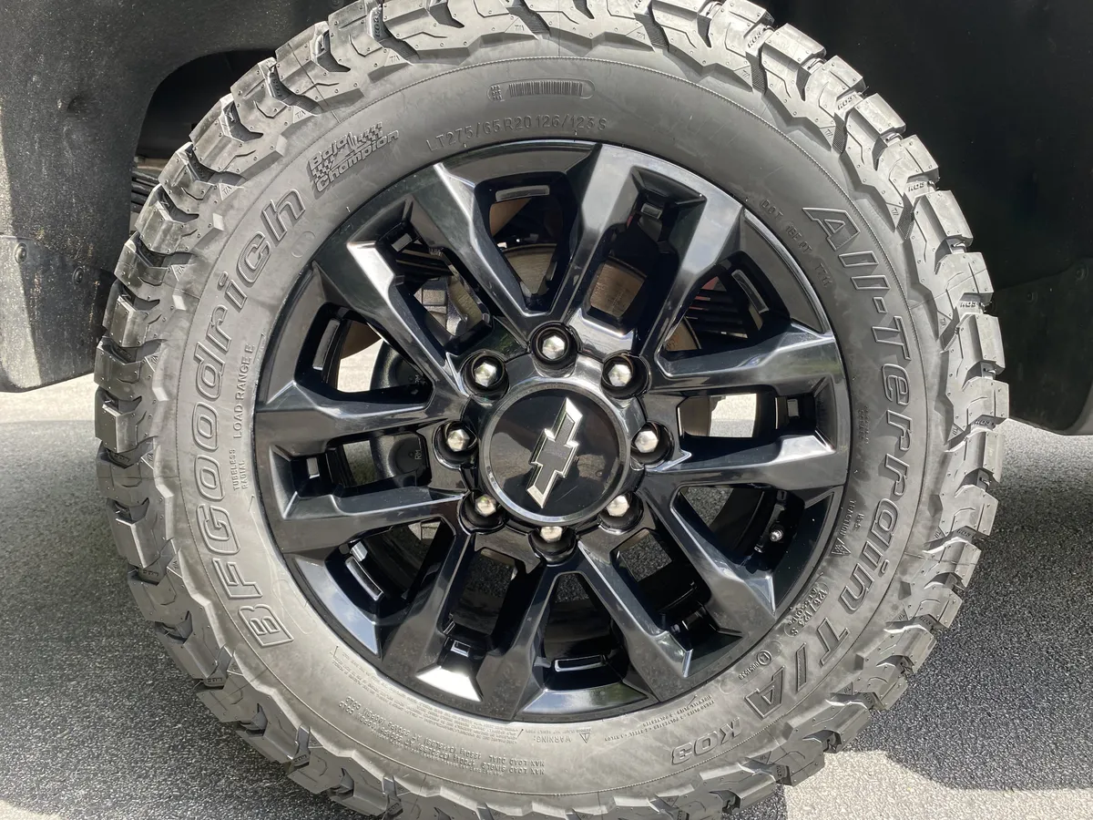 2025 Chevrolet Silverado 2500HD LTZ thumbnail 49