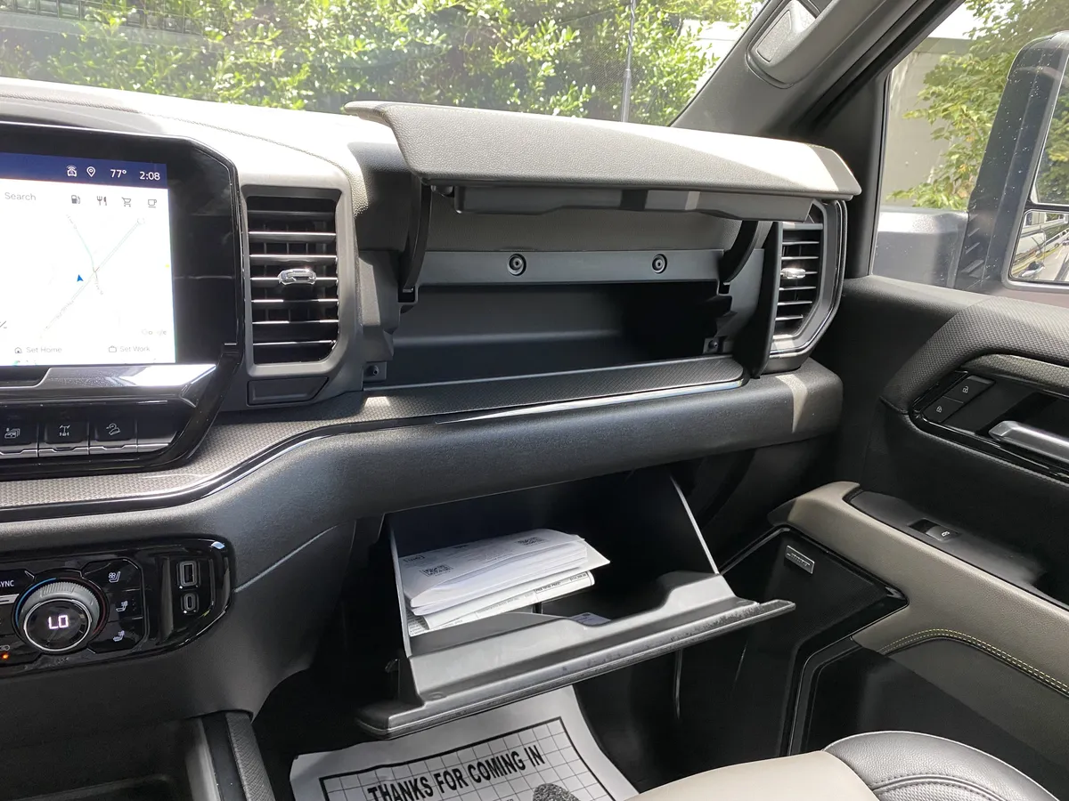 2025 Chevrolet Silverado 2500HD ZR2 thumbnail 32