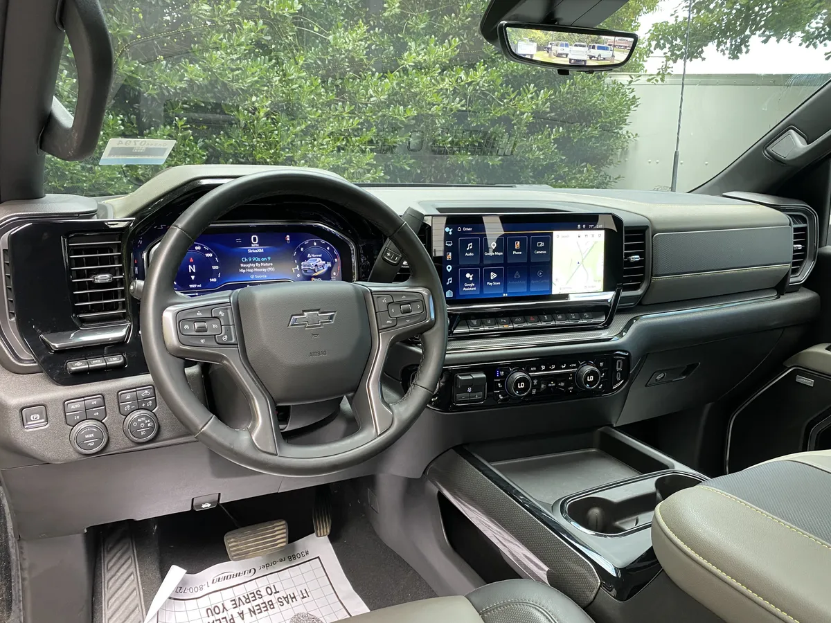 2025 Chevrolet Silverado 2500HD ZR2 thumbnail 37